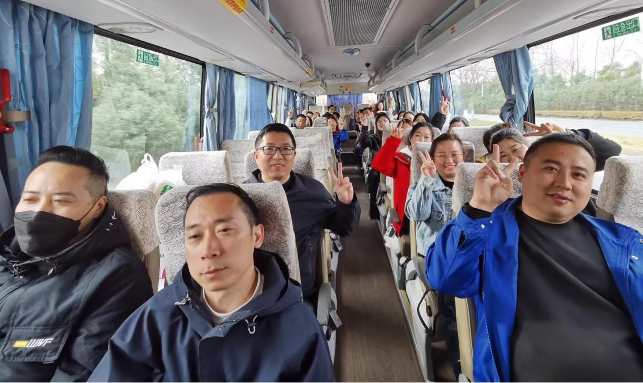 韧性共行·凝心聚力丨马鬃岭十公里徒步活动圆满落幕 新闻配图