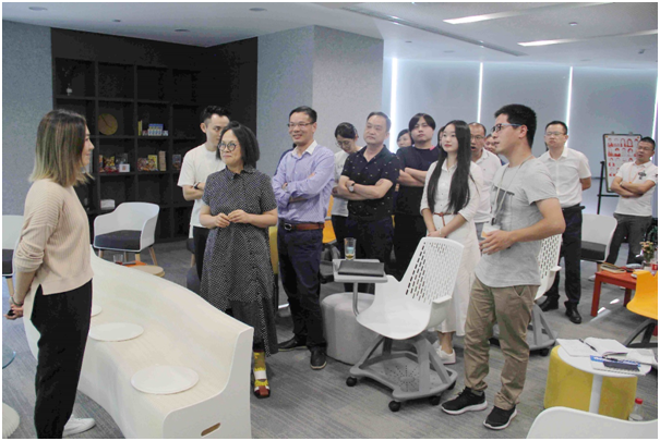 艾莱依集团携手IDEO共创未来 新闻配图