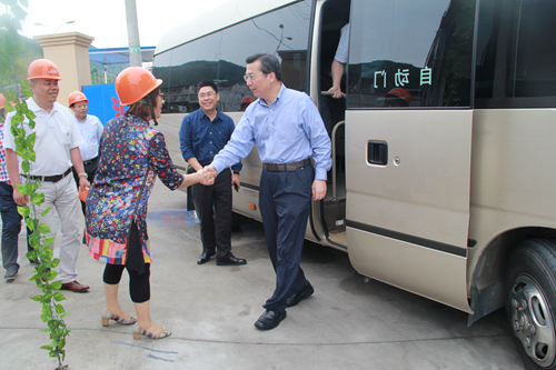 中共丽水市委书记王永康一行莅临艾莱依调研